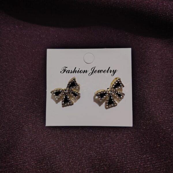 Elegant Black Bow Stud - Image 2