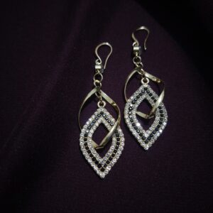 Exquisite Sparkling Leaf Drop Earring