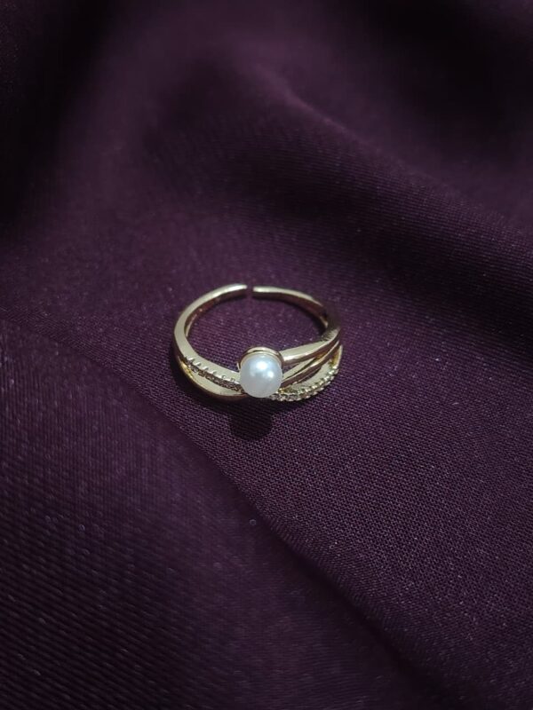 Elegant Cuff Ring - Image 5