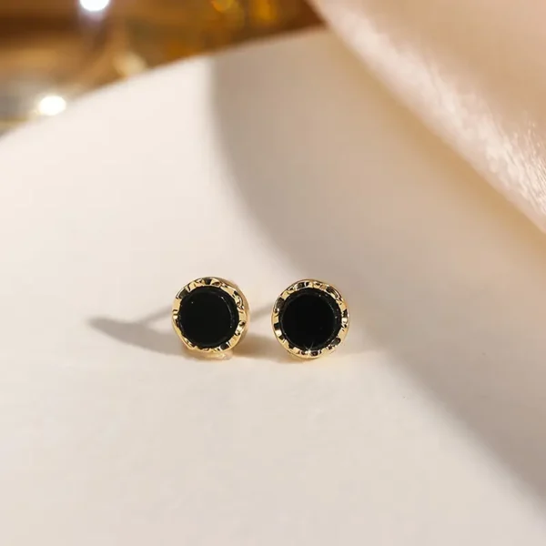 Vintage Simple Black Geometric Round Stud Earrings - Image 3